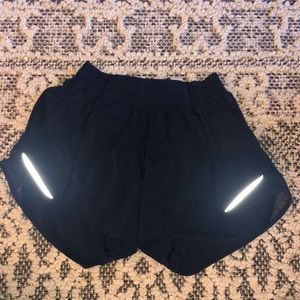lululemon hotty hots 4”